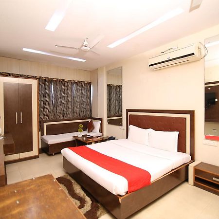 Hotel Pappan Plaza Palwal Екстериор снимка