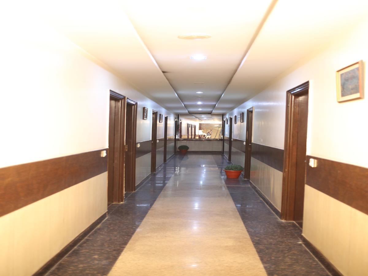 Hotel Pappan Plaza Palwal Екстериор снимка